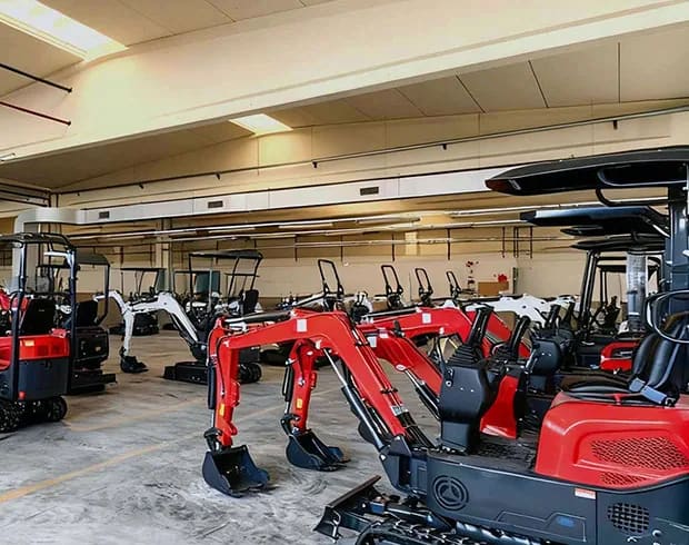 Nauji mini ekskavatoriai iš Italijos sandėlio – SW Machinery